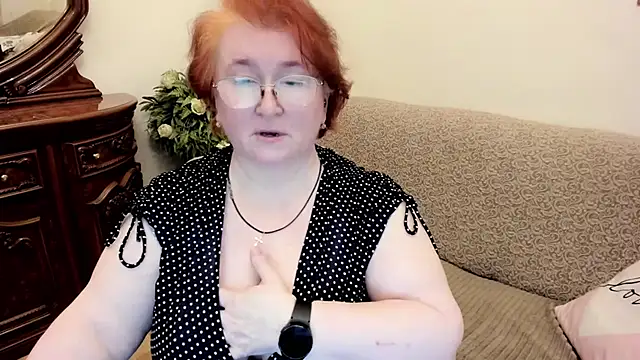 leiamillersonn online show from February 16, 6:19 pm