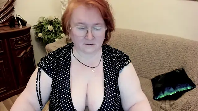 leiamillersonn online show from April 13, 5:47 pm