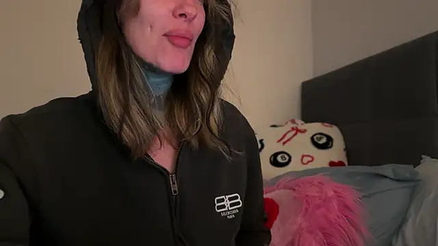 airgeadx online show from April 24, 11:07 pm