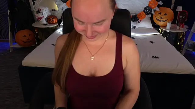 MiaRedFox online show from November 1, 1:26 pm