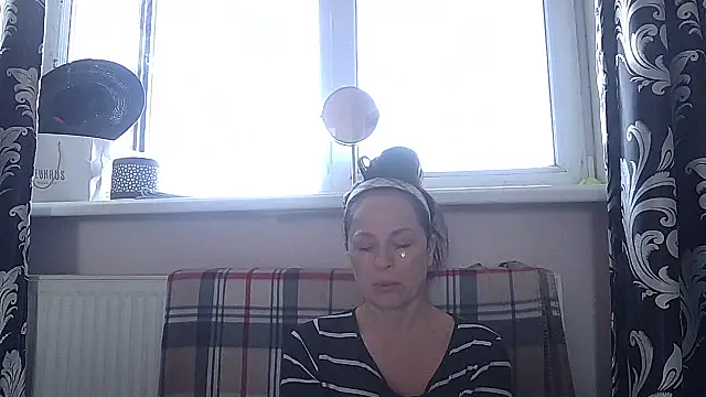 LindaStarS online show from April 25, 4:59 am