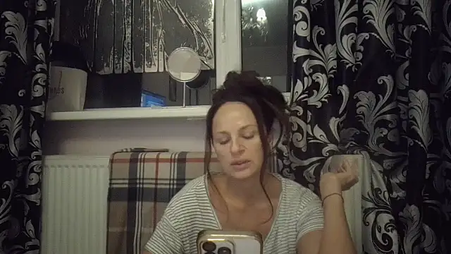 LindaStarS online show from November 1, 5:28 pm