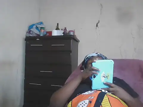 sexybigboobz online show from December 17, 3:05 pm