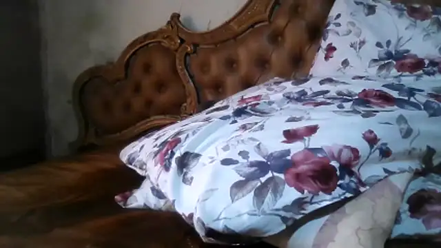 sexybigboobz online show from April 14, 8:36 am