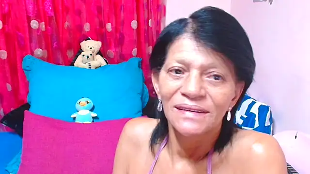 SLUTTYROXY online show from April 22, 6:54 am