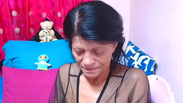 SLUTTYROXY online show from April 23, 10:34 am