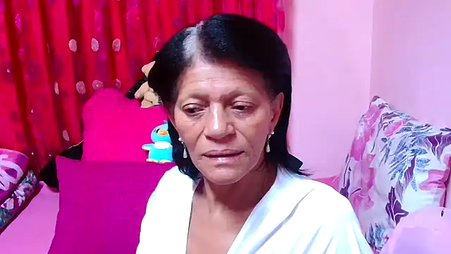 SLUTTYROXY online show from October 12, 8:44 pm