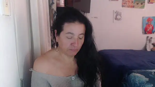 stefilove10 online show from May 25, 1:54 pm
