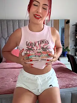 Snapshot of LINDA_PATTY94 chatting on September 30, 8:03 pm LINDA PATTY94 online show from September 30, 8:03 pm