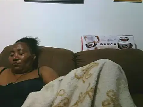 Snapshot of ebonytitts4u chatting on October 7, 6:56 pm ebonytitts4u online show from October 7, 6:56 pm