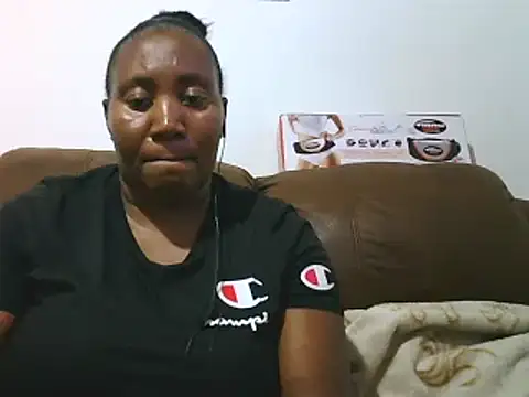 ebonytitts4u online show from October 21, 7:51 pm