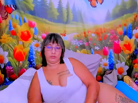 indianroxy online show from April 26, 6:16 pm