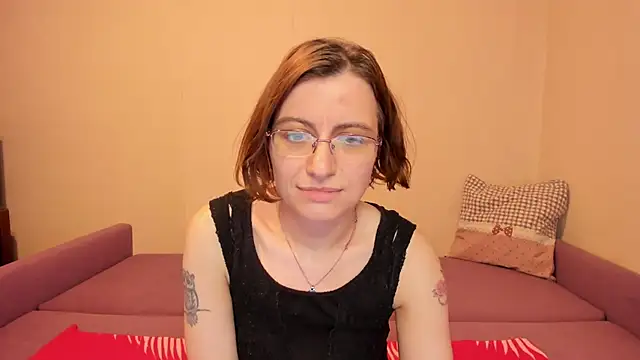 MarilynDream online show from September 11, 10:10 pm