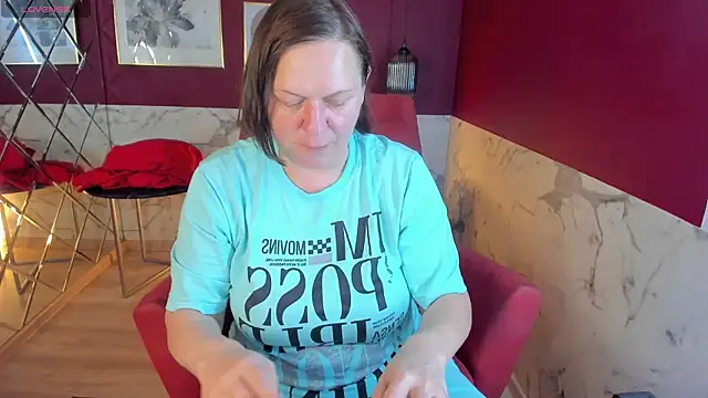 KellyPerfection online show from July 22, 11:00 am