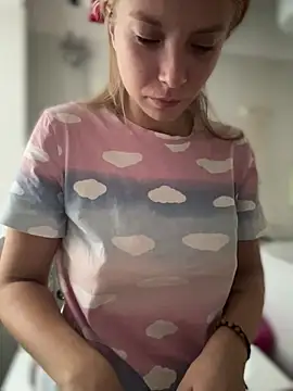 AnastasiaAniess online show from October 29, 7:34 am