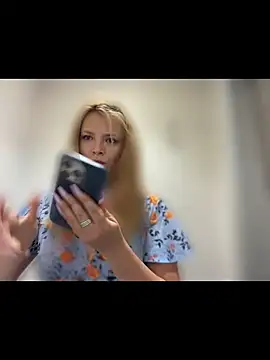 AnastasiaAniess online show from April 26, 1:42 pm