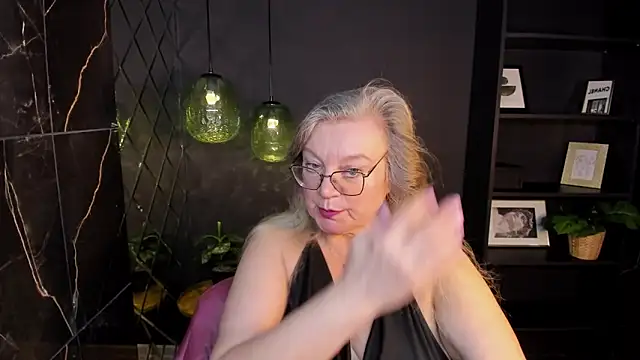 NataliMellow online show from February 7, 4:55 pm