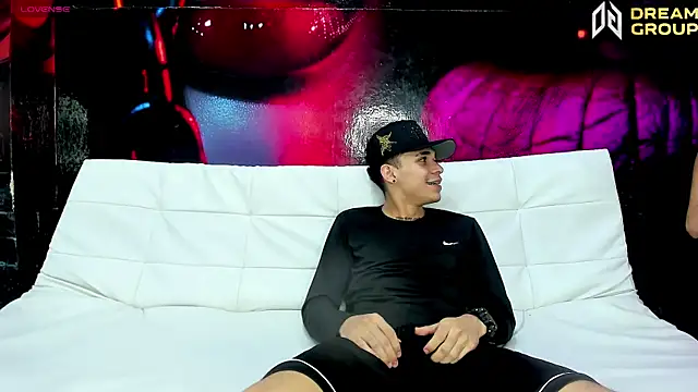 AmazingPartys online show from April 21, 2:48 am