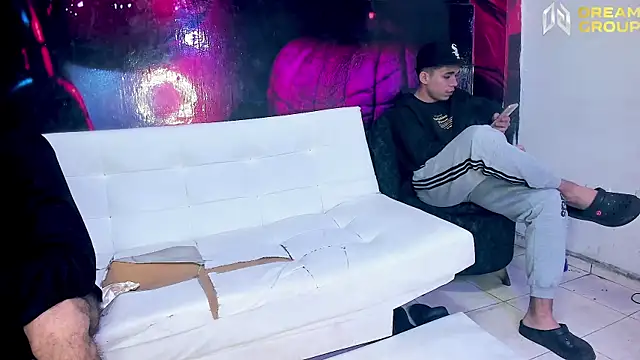 AmazingPartys online show from December 22, 4:04 am