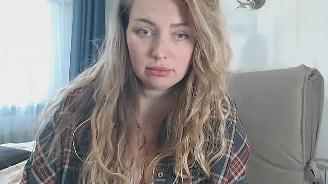 xxkristinaxx online show from April 22, 11:07 am