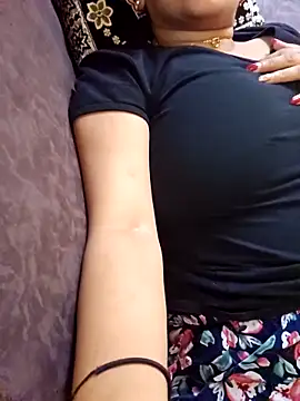 HotSpicyGujju online show from October 21, 9:24 am