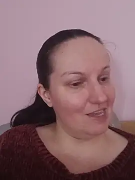 BustyLadyAlma online show from June 6, 7:58 am