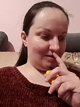 BustyLadyAlma online show from February 17, 9:19 am