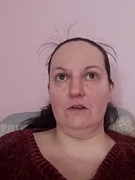 BustyLadyAlma online show from April 25, 7:55 am