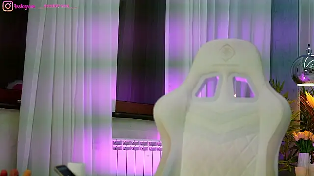 perfectt33n online show from February 16, 1:44 pm