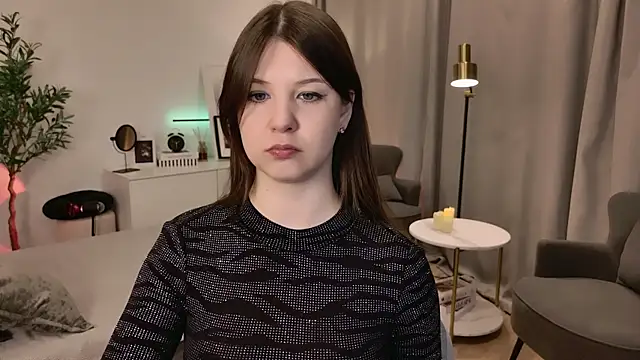 ElizaMild online show from April 23, 1:13 pm