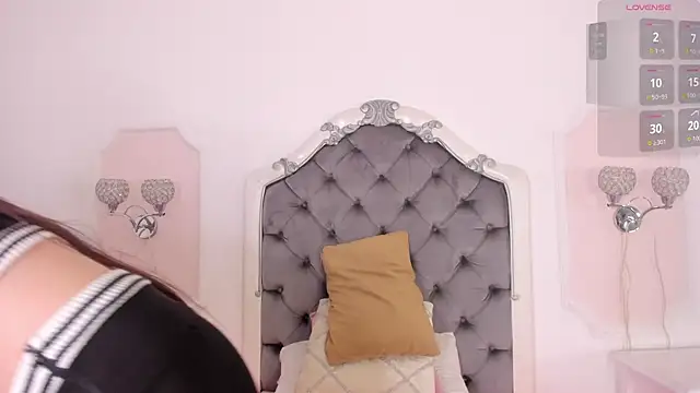 Princsgirl  online show from June 7, 2:13 pm
