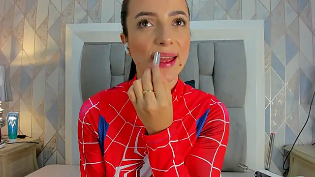 Princsgirl  online show from February 9, 7:38 pm