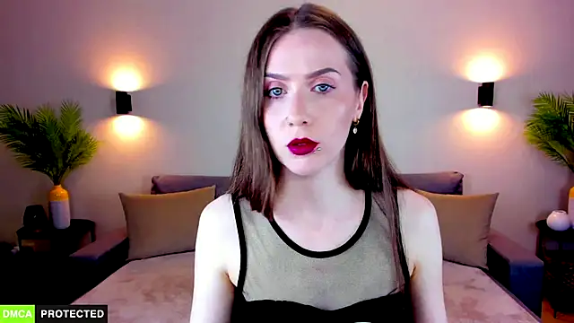 TheWoman   online show from April 20, 7:06 pm