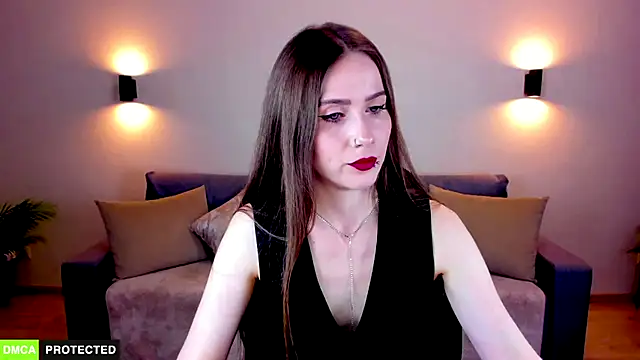 TheWoman   online show from January 16, 7:43 pm