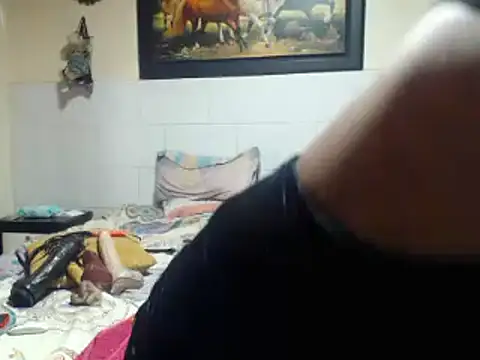 RobertaHott online show from October 10, 8:47 pm