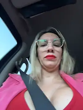 Gatitacarlita online show from April 27, 10:56 am