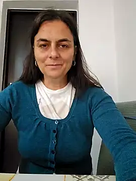 IsabelleCraft online show from October 25, 1:08 pm