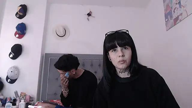 dulce maria x online show from October 2, 9:20 pm