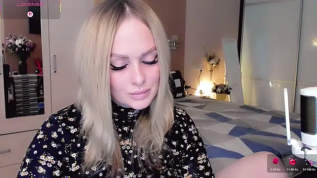 Libby Nora online show from January 15, 12:00 pm