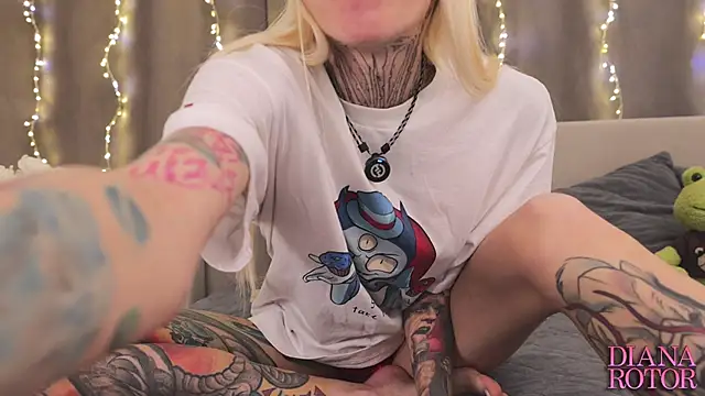 diana rotor online show from December 3, 12:07 pm