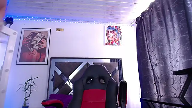 Salo hot04 online show from April 24, 7:05 pm