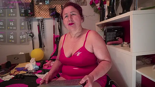 barbarah  online show from April 25, 9:34 am