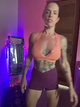 mommyselenafit  online show from June 1, 12:45 am