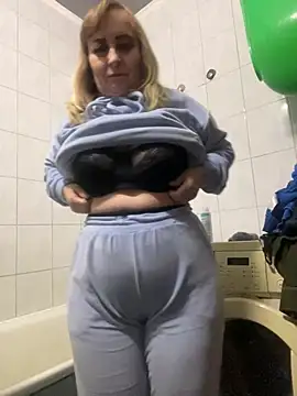 Irina2909xh online show from January 15, 4:46 pm