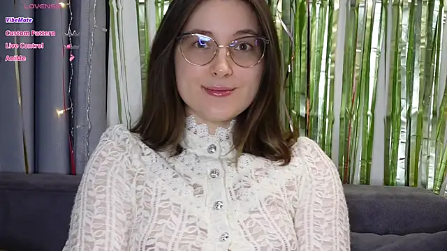 Snapshot of BeckyMartens chatting on September 20, 2:21 am BeckyMartens online show from September 20, 2:21 am
