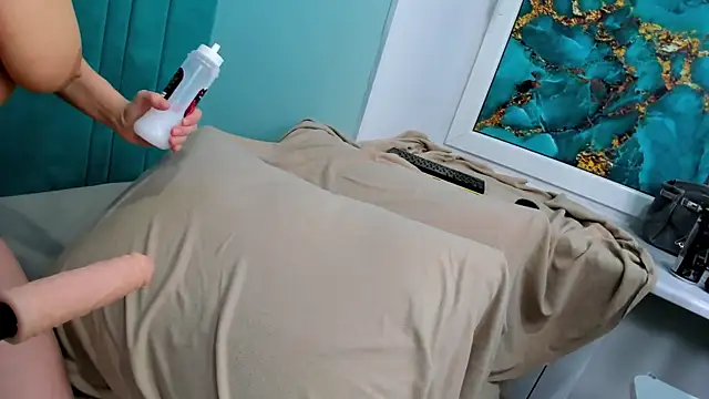 JuliaBusty online show from April 15, 4:46 am