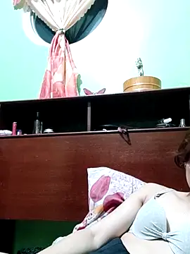 QueenSoreal online show from October 25, 4:14 pm