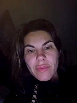 FeliciaKrige online show from April 28, 10:13 pm