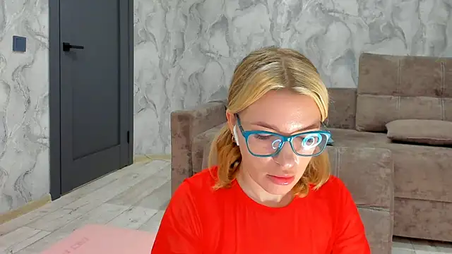 succubus online show from April 7, 6:59 am