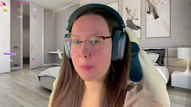 Victoria Romans online show from April 21, 5:09 pm